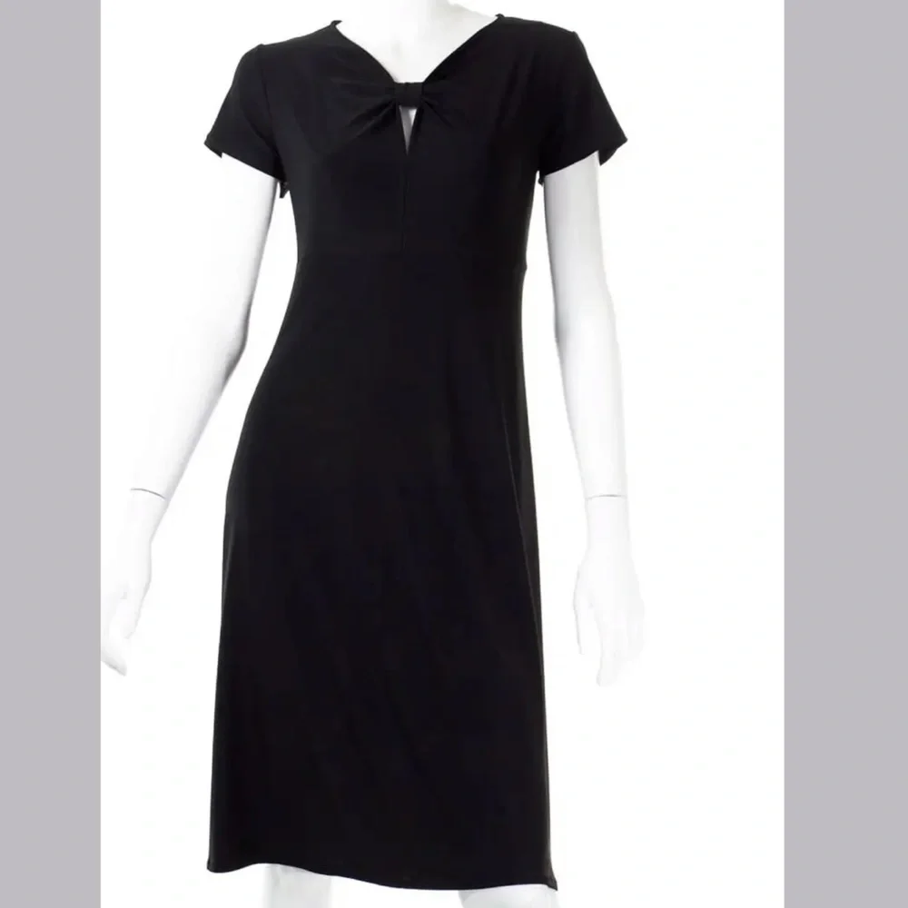 NWT T TAHARI black key hole maxi dress size M